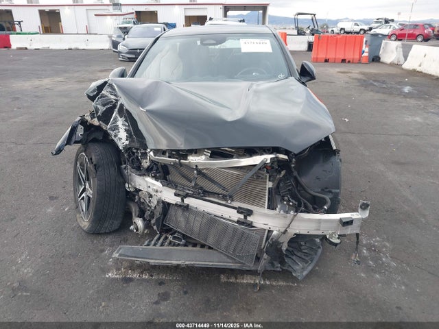 W1KAF4HB3RR185773 Mercedes-Benz C 300
