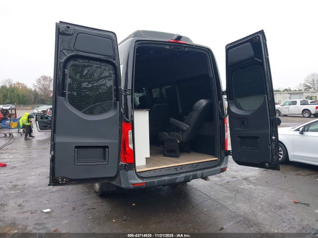 43714520 :رقم المزاد ، W1Z4EGHY0LT020555 vin ، 2020 Mercedes-benz Sprinter 2500 High Roof V6 مزاد بيع