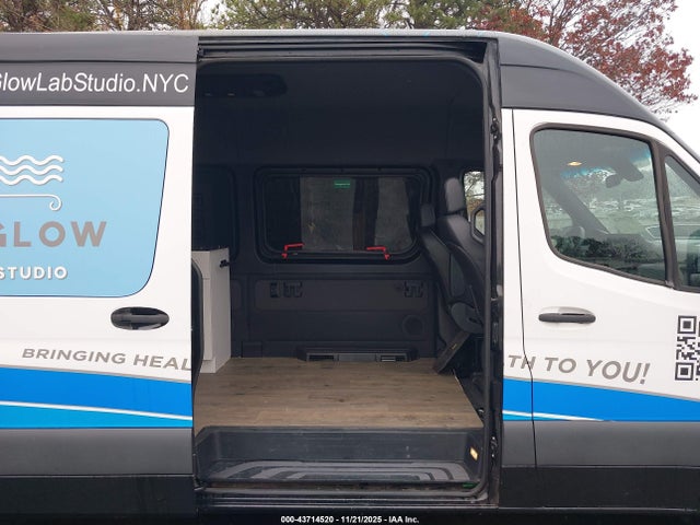 43714520 :رقم المزاد ، W1Z4EGHY0LT020555 vin ، 2020 Mercedes-benz Sprinter 2500 High Roof V6 مزاد بيع
