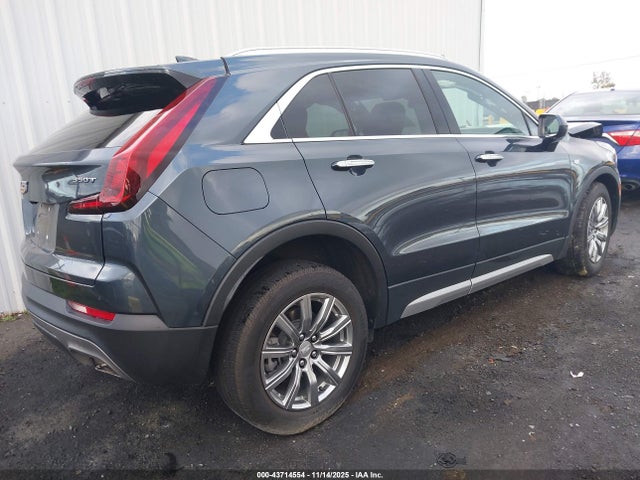 2020 CADILLAC XT4 1GYFZCR40LF123221 Photo 3