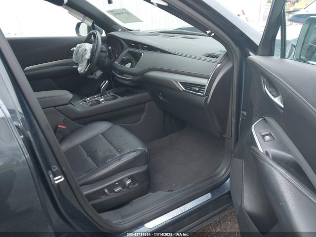 2020 CADILLAC XT4 1GYFZCR40LF123221 Photo 4