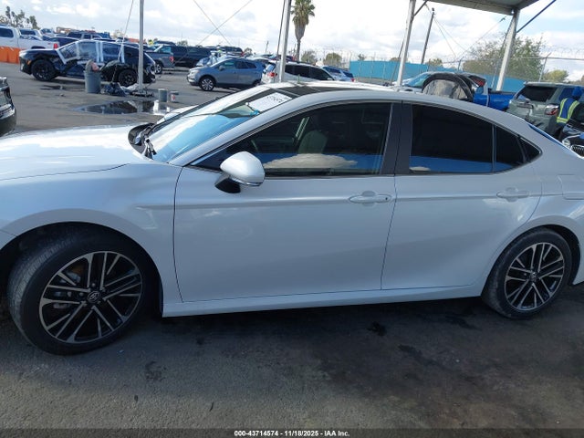 Toyota CAMRY XLE 2025 4T1DAACK1SU558111 Image 15