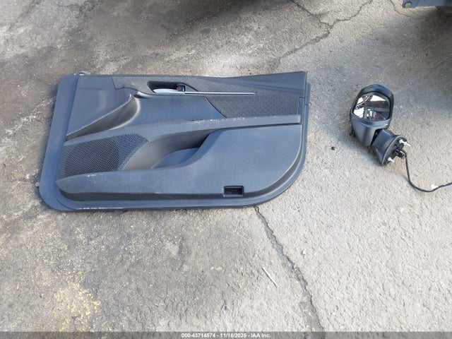Toyota CAMRY XLE 2025 4T1DAACK1SU558111 Image 12