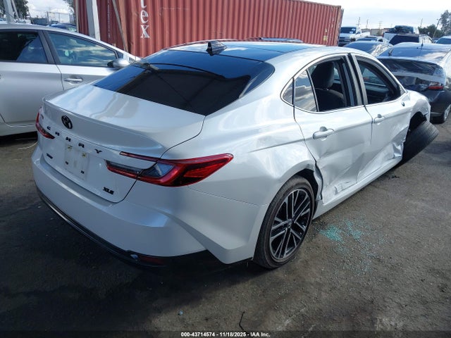 Toyota CAMRY XLE 2025 4T1DAACK1SU558111 Image 4