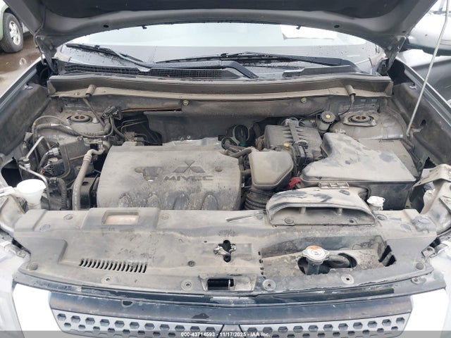 JA4AZ3A37KZ051380 Mitsubishi Outlander Sel