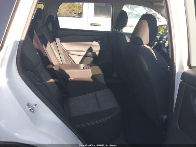 Продажа на аукционе авто 2024 Nissan Rogue Sv Fwd, vin: 5N1BT3BA1RC692199, номер лота: 43714600