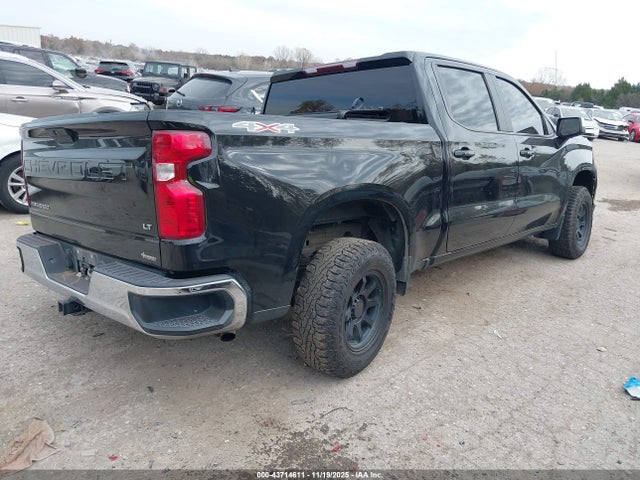2021 CHEVROLET SILVERADO 1500 1GCUYDED8MZ115847 Photo 3
