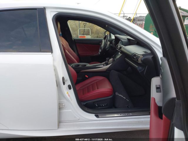 2017 LEXUS IS 300 JTHCM1D22H5025630 Photo 4