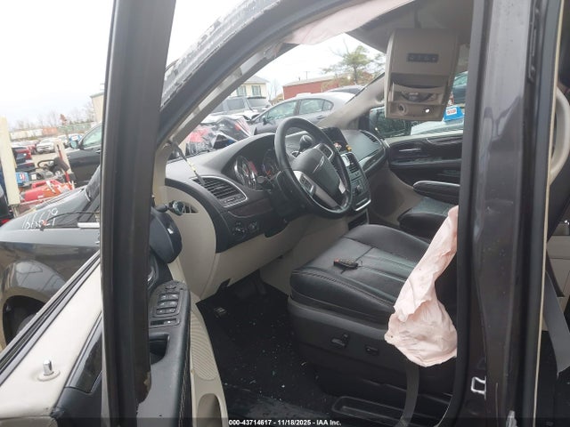 Auction sale of the 2016 Chrysler Town & Country Touring, vin: 2C4RC1BG9GR175331, lot number: 43714617