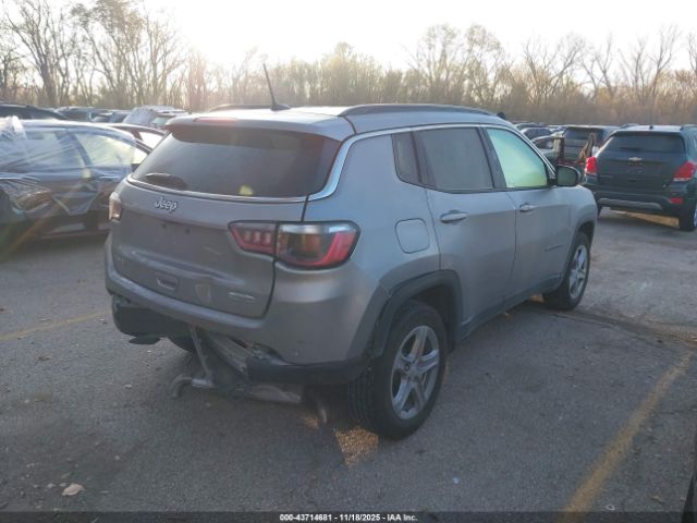 2024 JEEP COMPASS 3C4NJDBN7RT607743 Photo 3