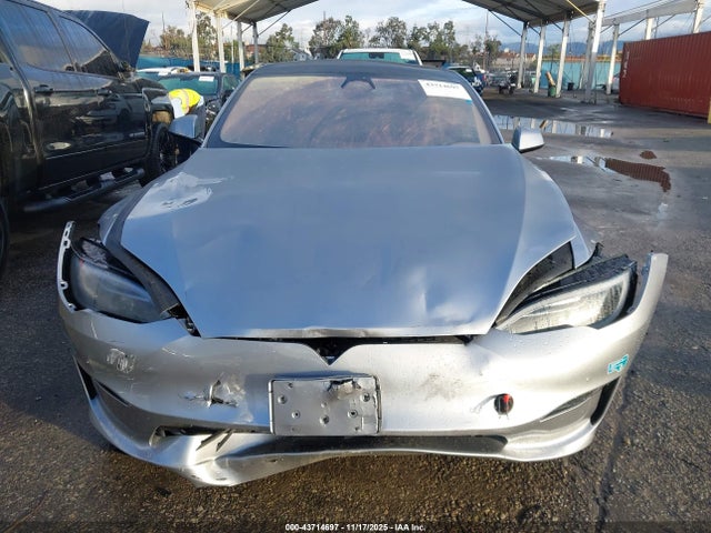 Tesla Model S Rear-wheel Drive 2025 5YJSA1E52SF549624 Image 25