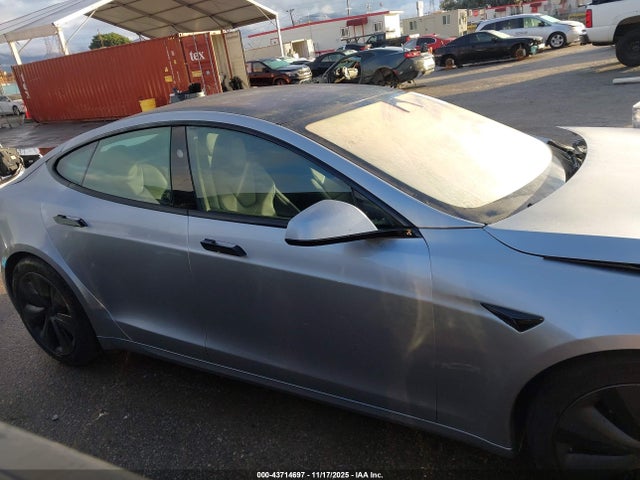 Tesla Model S Rear-wheel Drive 2025 5YJSA1E52SF549624 Image 26