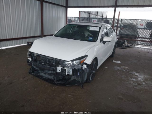 2018 MAZDA MAZDA3 3MZBN1V34JM180047 Photo 1