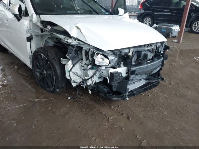 2018 MAZDA MAZDA3 3MZBN1V34JM180047 Photo 5