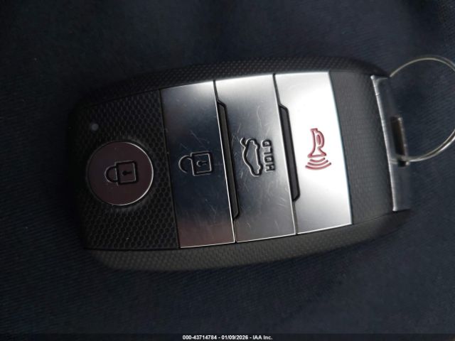 2018 KIA OPTIMA 5XXGU4L3XJG257957 Photo 10