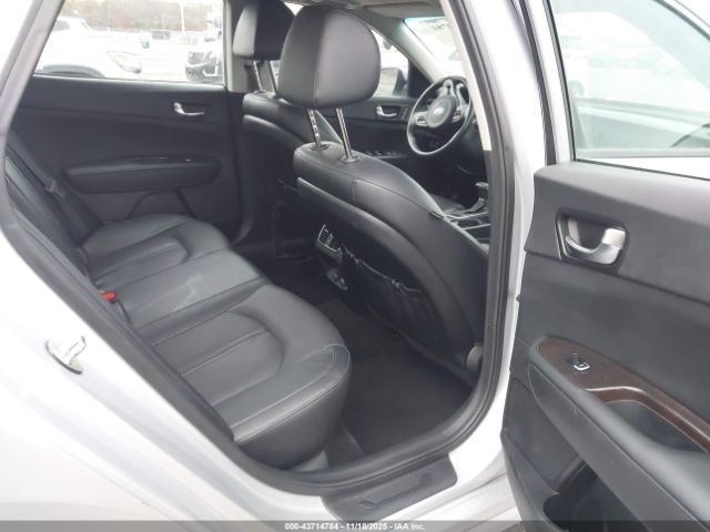 2018 KIA OPTIMA 5XXGU4L3XJG257957 Photo 7