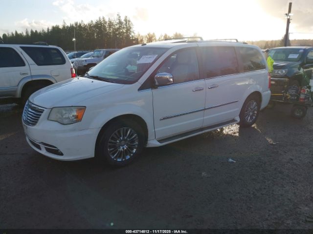 2011 CHRYSLER TOWN & COUNTRY 2A4RR6DG5BR698387 Photo 1