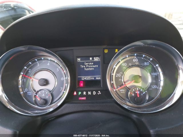 2011 CHRYSLER TOWN & COUNTRY 2A4RR6DG5BR698387 Photo 6