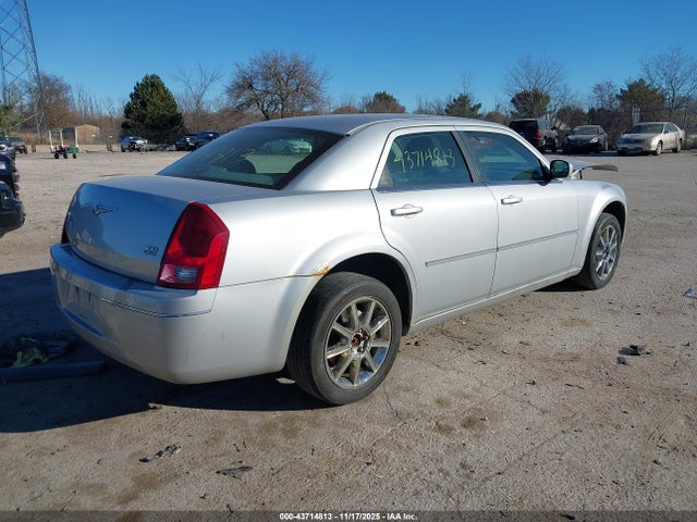 2005 CHRYSLER 300 2C3JK53G05H654833 Photo 3