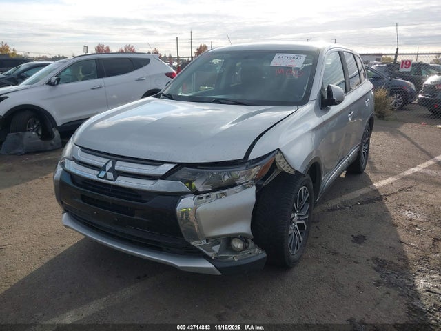 2018 MITSUBISHI OUTLANDER JA4AD3A30JZ023630 Photo 1