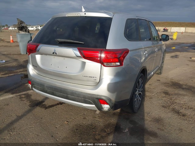 2018 MITSUBISHI OUTLANDER JA4AD3A30JZ023630 Photo 3