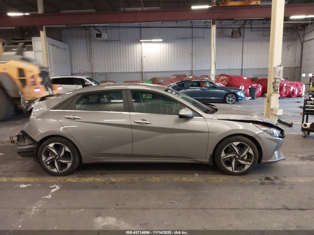 KMHLN4AG6NU351203 Hyundai ELANTRA SEL