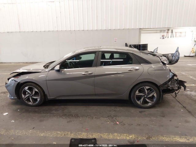 KMHLN4AG6NU351203 Hyundai ELANTRA SEL