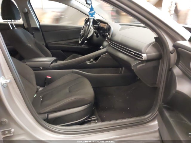KMHLN4AG6NU351203 Hyundai ELANTRA SEL
