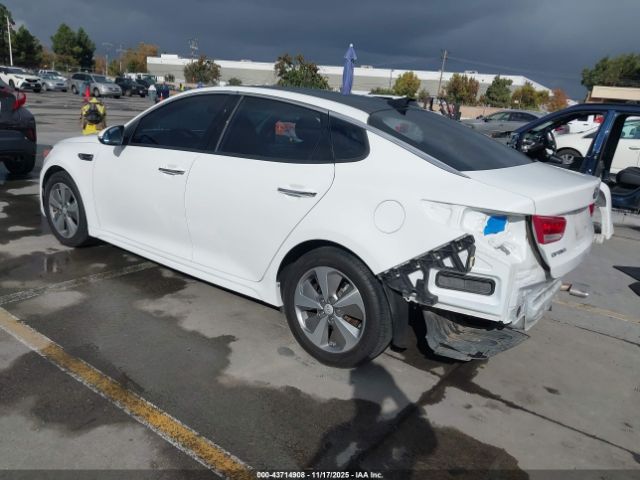 2018 KIA OPTIMA 5XXGU4L35JG225126 Photo 2