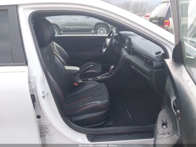 2019 HYUNDAI VELOSTER KMHTG6AF1KU006315 Photo 4