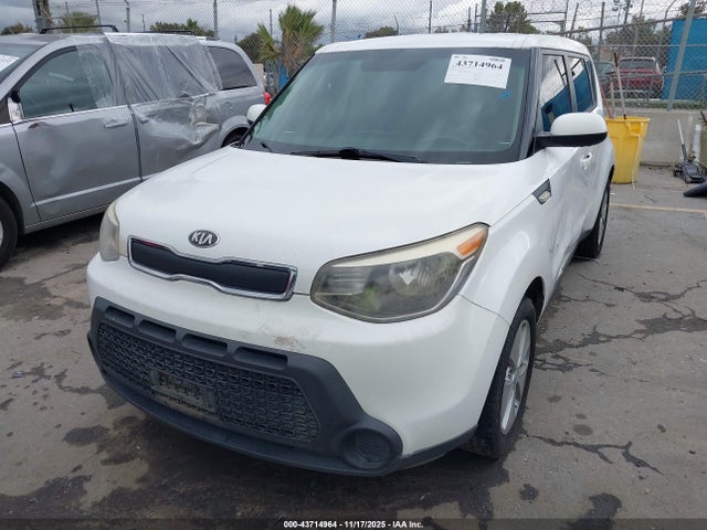 KIA dohc gdi gamma 2014 KNDJN2A28E7056459 Image 2