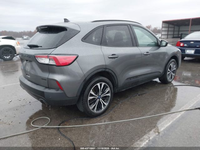 2021 FORD ESCAPE 1FMCU9H9XMUB21105 Photo 3