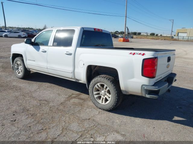 2017 CHEVROLET SILVERADO 1500 3GCUKREC5HG194163 Photo 2