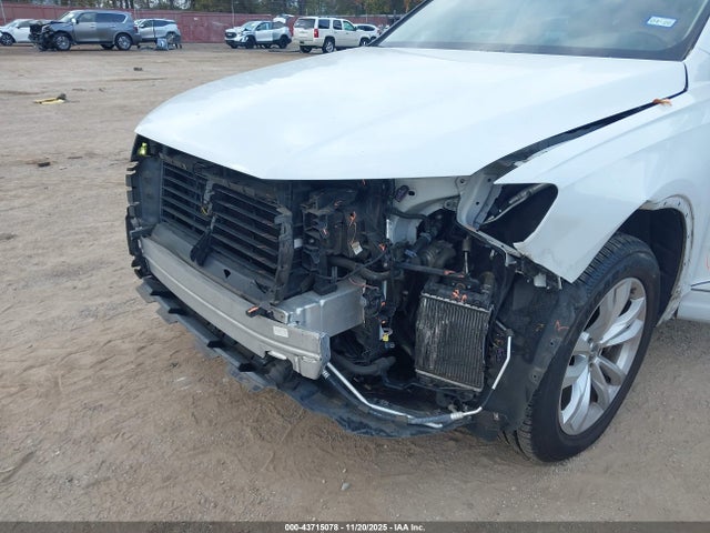 2018 AUDI Q7 WA1LAAF7XJD018367 Photo 5