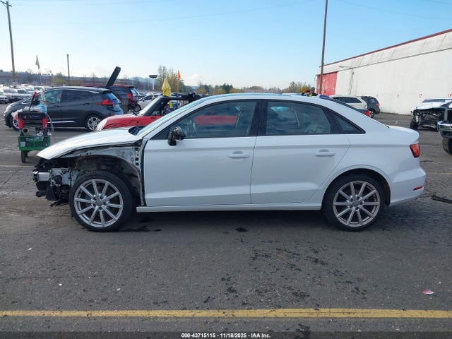 WAUB8GFF8G1015739 Audi A3 2.0t Premium