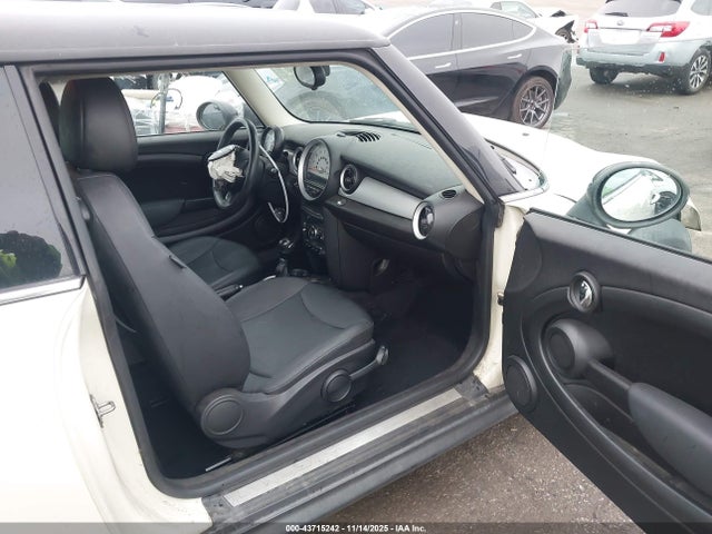 2013 MINI HARDTOP WMWSU3C58DT686084 Photo 4