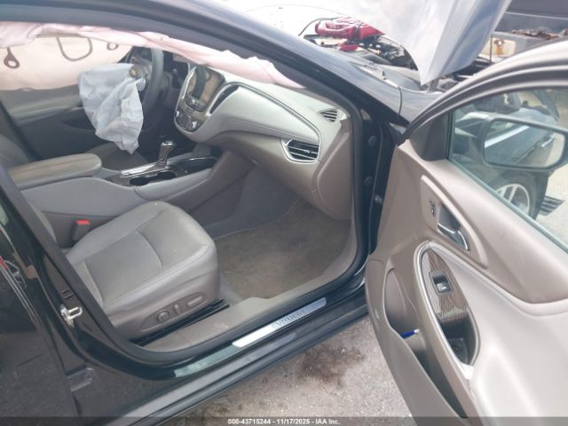 2019 CHEVROLET MALIBU 1G1ZE5SX7KF148929 Photo 4