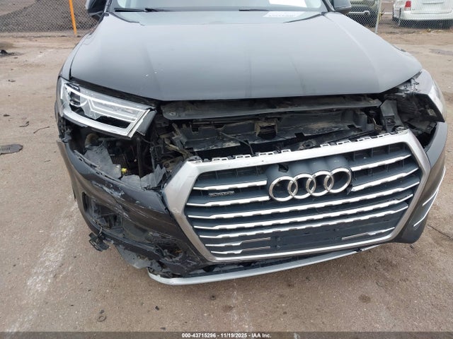 2017 AUDI Q7 WA1LAAF77HD007496 Photo 5