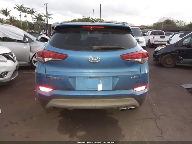 KM8J33A26HU466173 Hyundai Tucson Night
