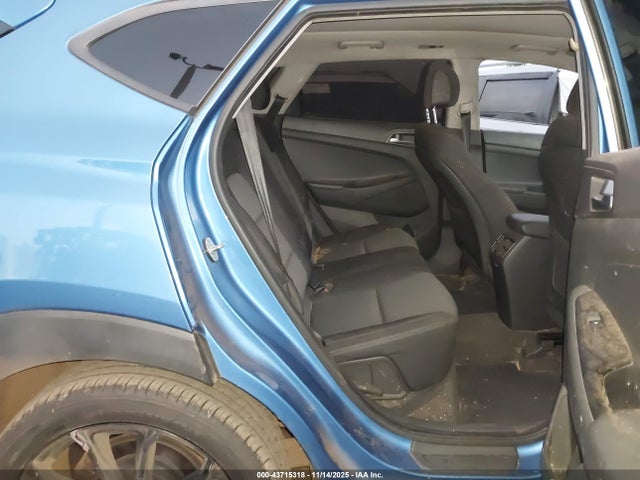 KM8J33A26HU466173 Hyundai Tucson Night