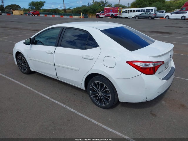 Toyota Corolla S Plus 2015 2T1BURHE6FC247720 Image 3
