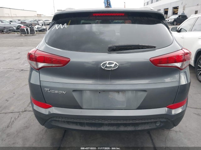 KM8J33A48GU116477 Hyundai Tucson