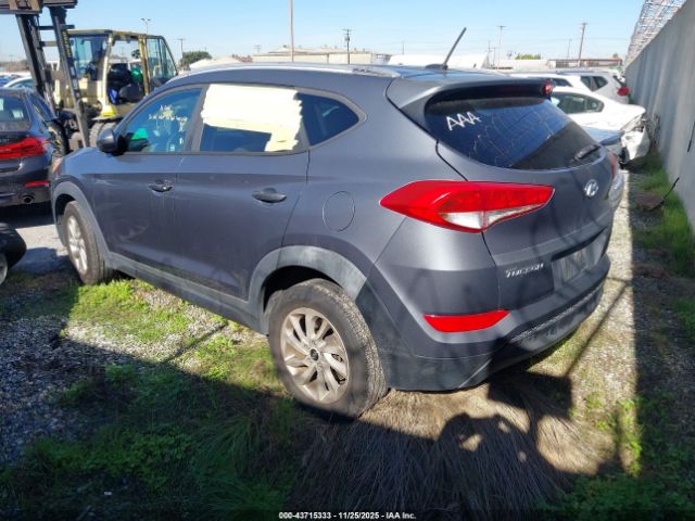 2016 HYUNDAI TUCSON KM8J33A48GU116477 Photo 2