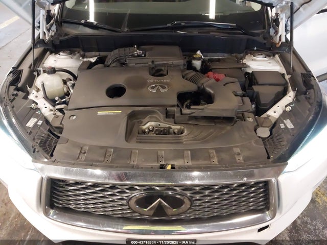 3PCAJ5M39KF124131 Infiniti Qx50 Essential