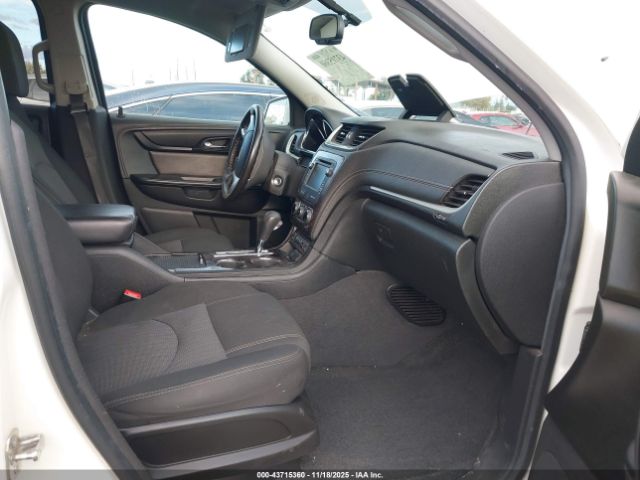 2015 CHEVROLET TRAVERSE 1GNKVHKD8FJ289700 Photo 4