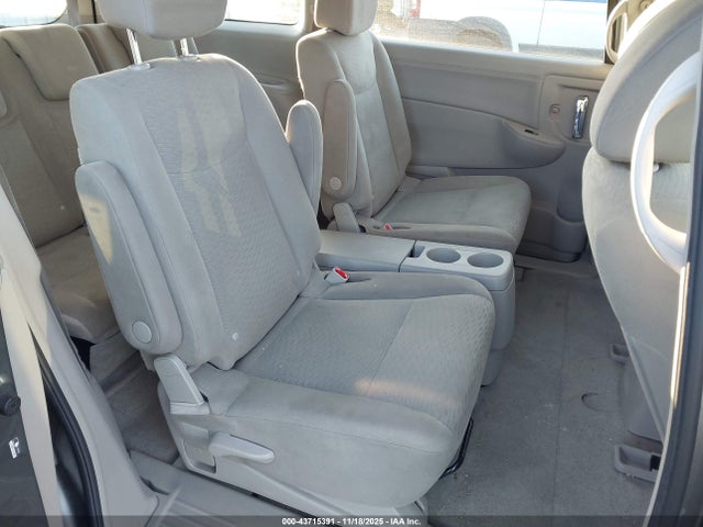Nissan QUEST S 2014 JN8AE2KP1E9104175 Image 8