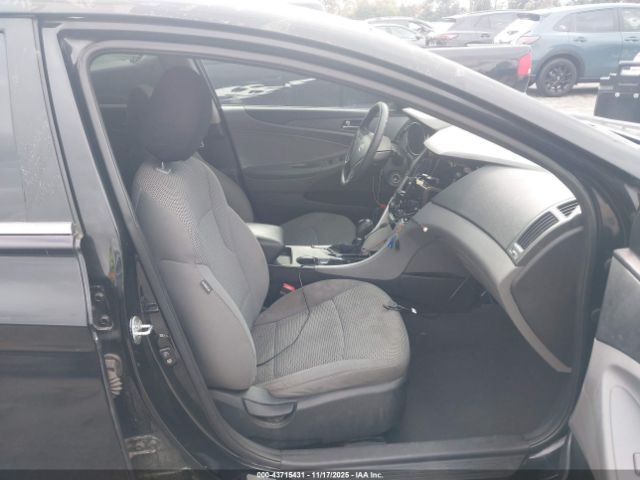 2011 HYUNDAI SONATA 5NPEB4AC3BH092548 Photo 4