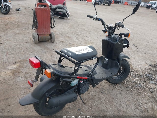JH2AF5813KK700672 Honda NPS50