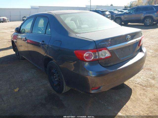 2013 TOYOTA COROLLA 5YFBU4EE8DP219437 Photo 2