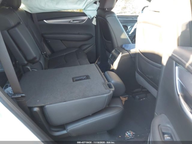 2021 CADILLAC XT5 1GYKNBR40MZ191099 Photo 7